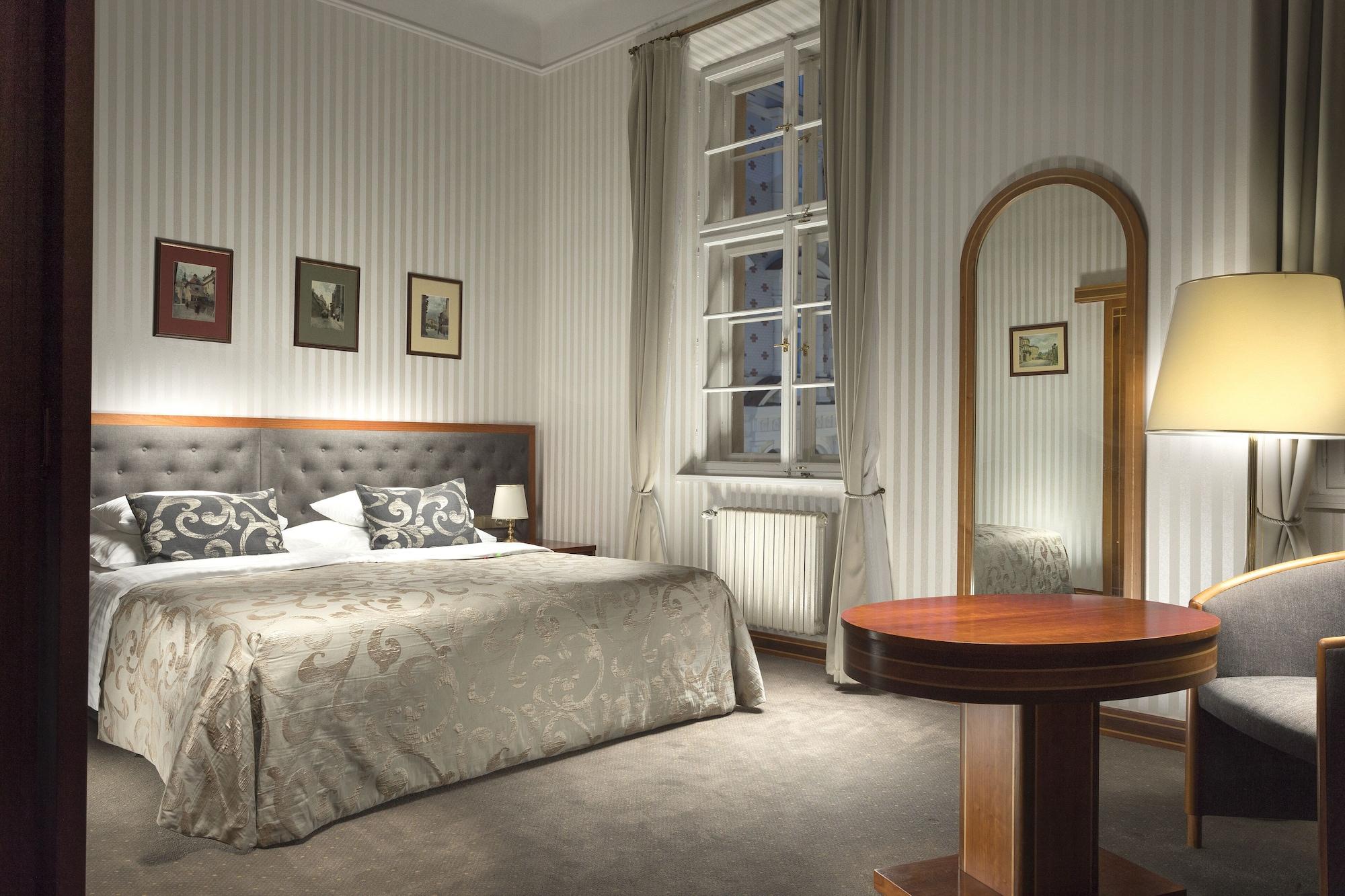 Hotel Pod Věží 4*