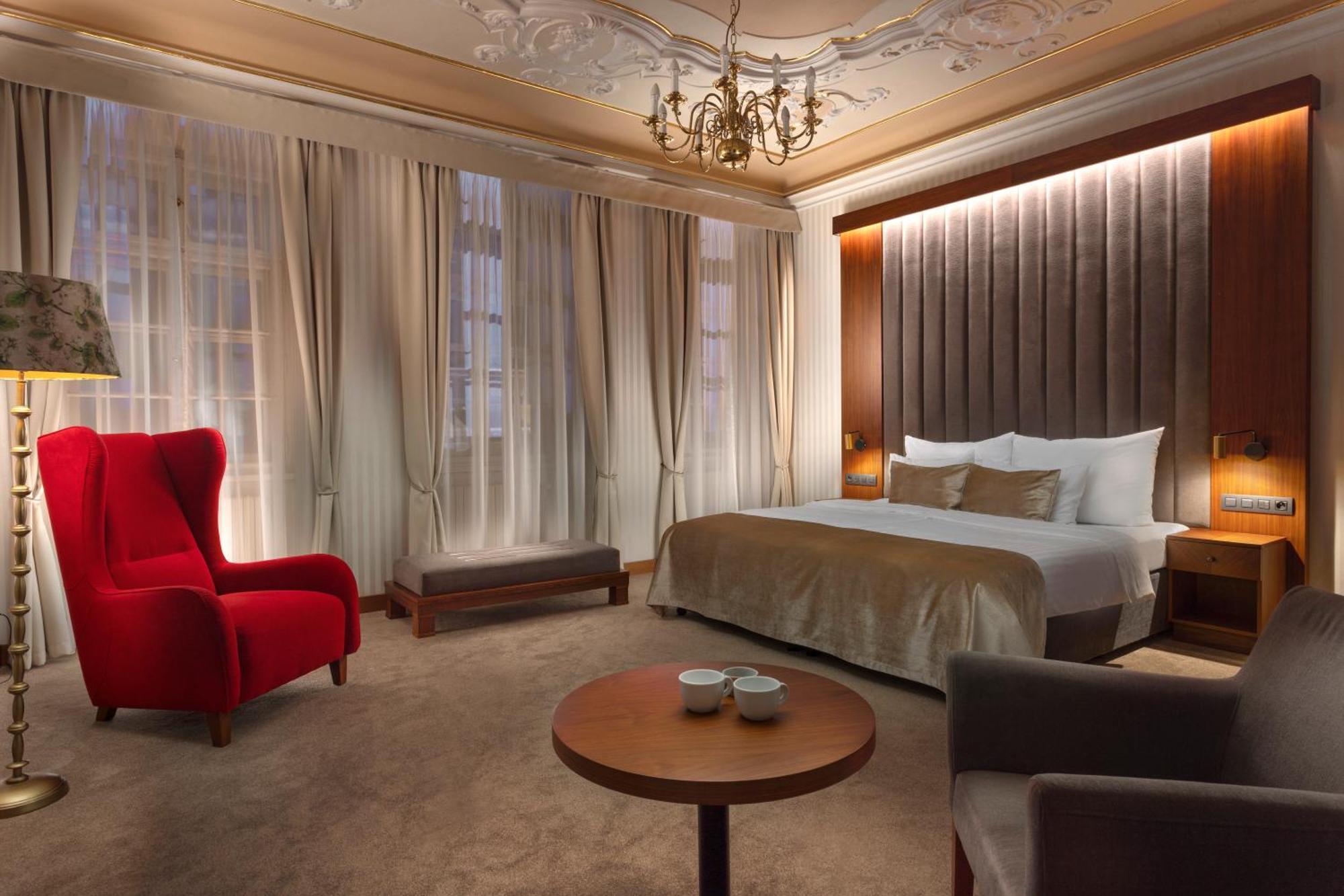 Hotel Pod Věží 4*