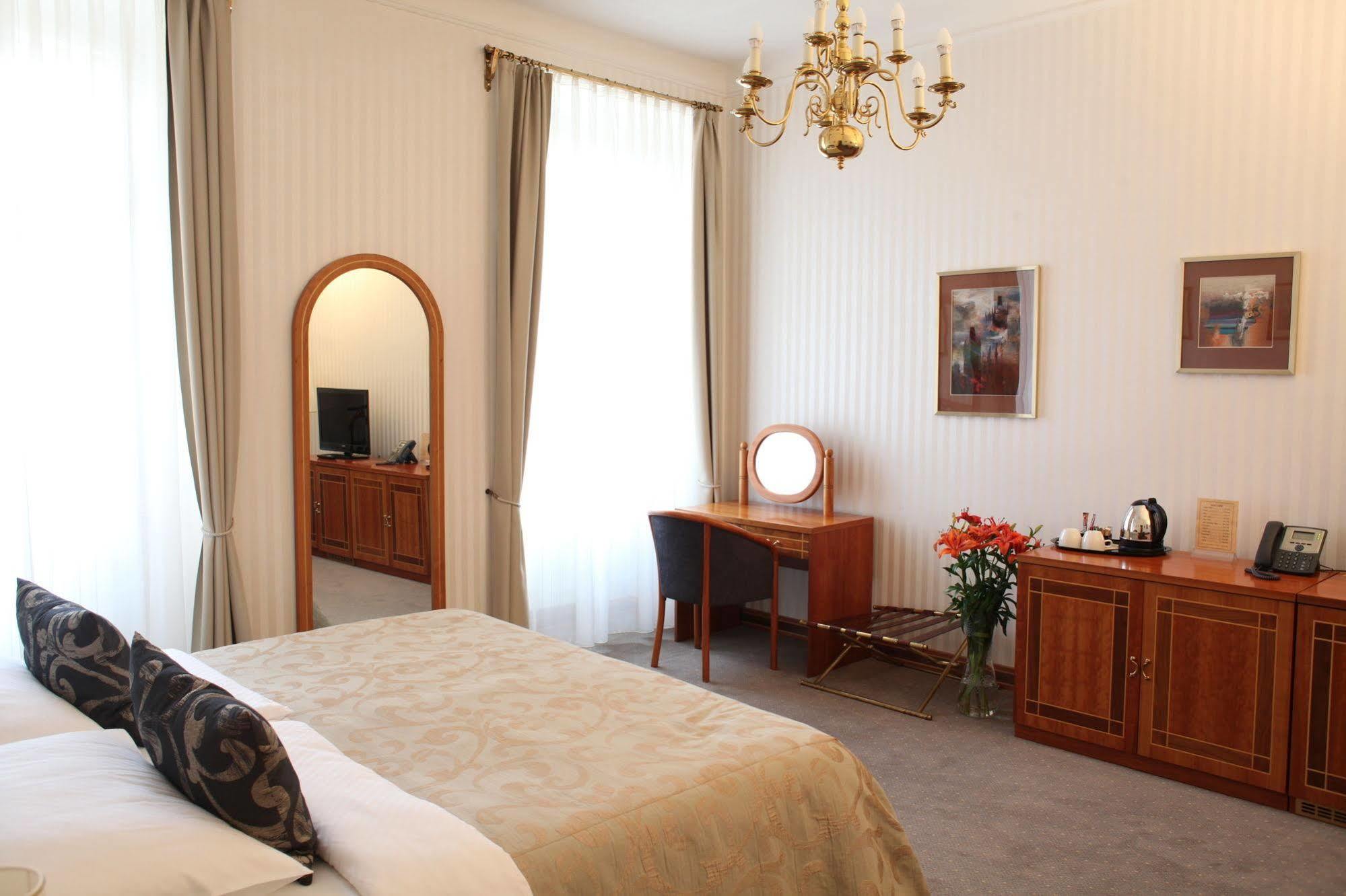 Pod Věží 4* Praha